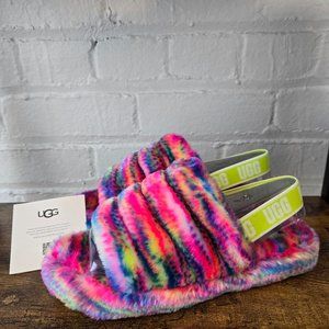 UGG Fluff Yeah Pixelate Sandals Sz 6 kids girls 1129072K